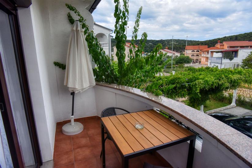 Apartment A4, for 3 persons