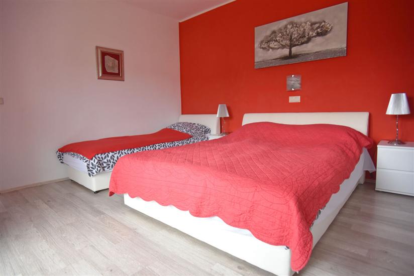 Apartment A4, for 3 persons