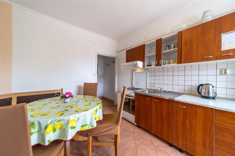 Apartman A2, na 6 osebe