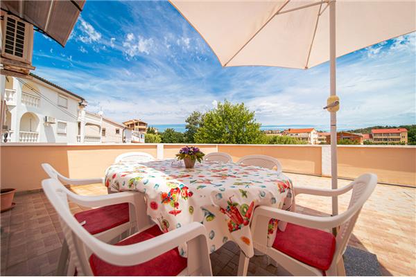 Apartman A2, na 6 osebe