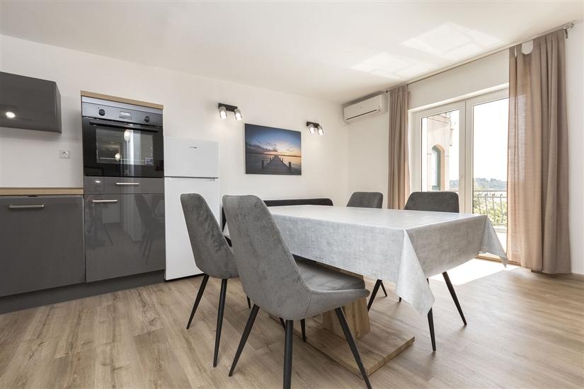 Appartamento A4, per 5 persone