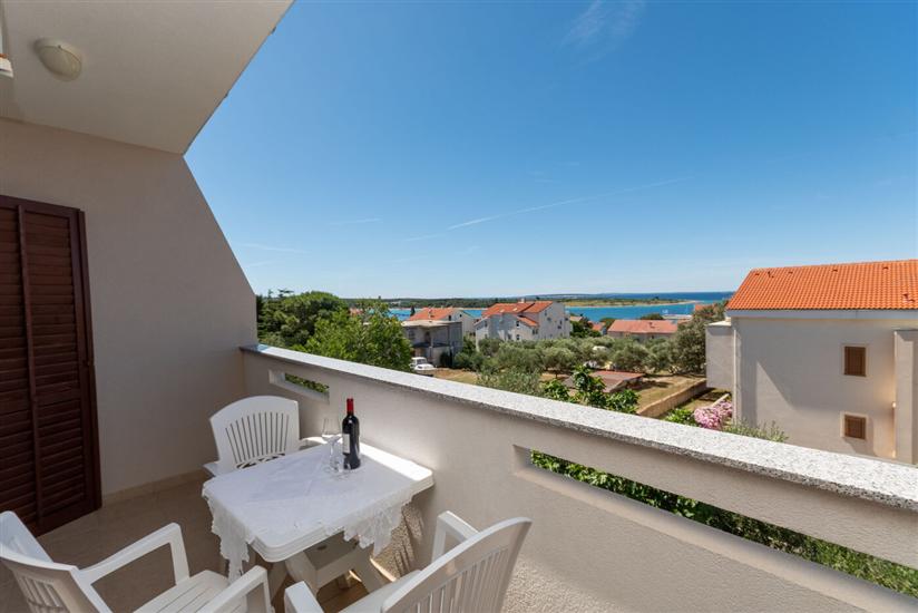 Apartment A2, for 3 persons