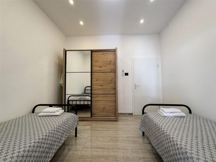 House K1, for 6 persons