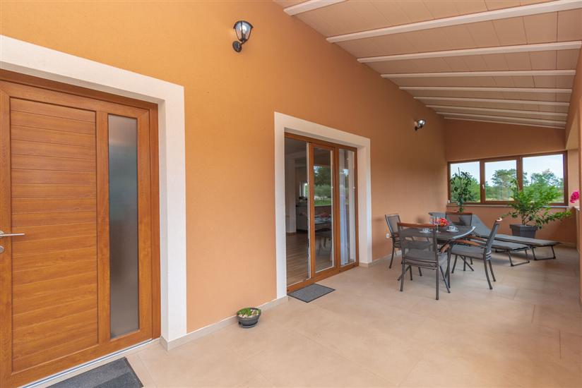 House Melani