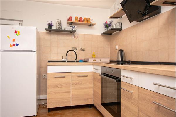 Apartment A2, for 6 persons