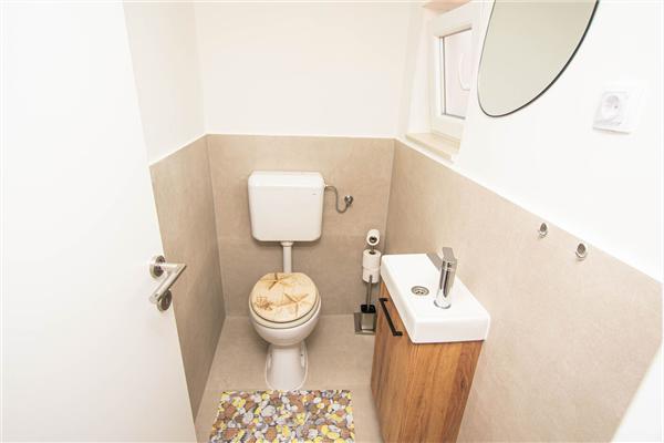 Apartment A2, for 6 persons