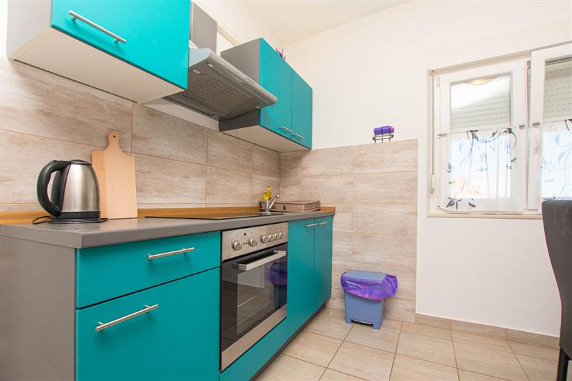 Apartment A1, for 5 persons