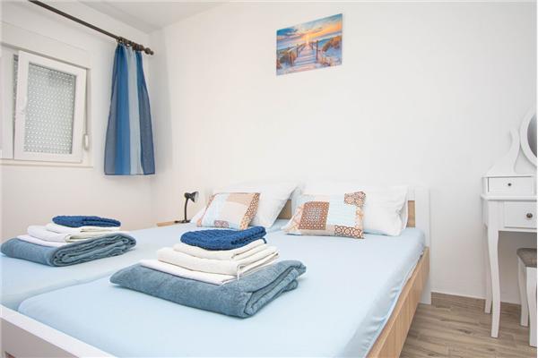 Apartment A1, for 5 persons