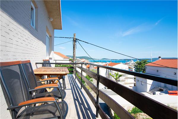 Apartment A1, for 5 persons