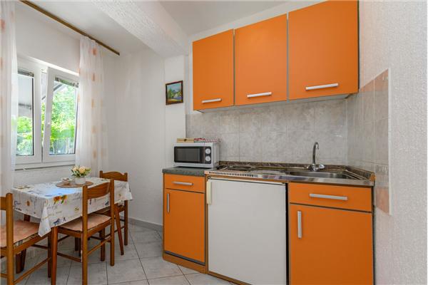 Apartment A2, for 3 persons