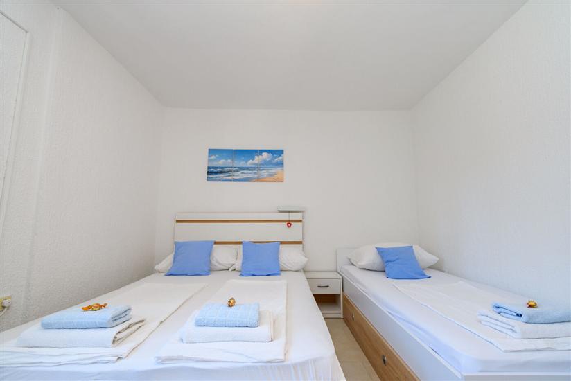 Apartment A2, for 3 persons