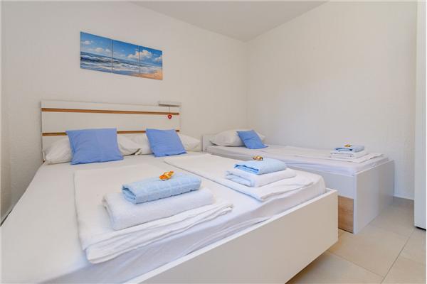 Apartment A2, for 3 persons