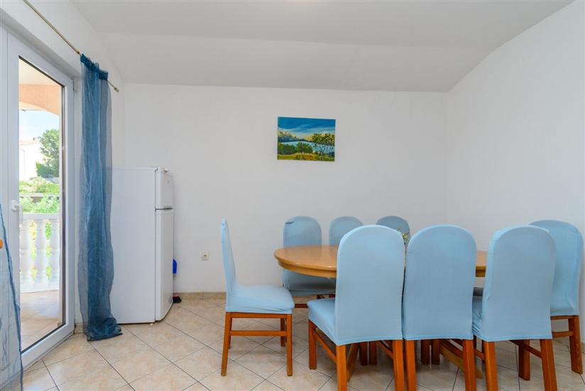Apartment A3, for 8 persons