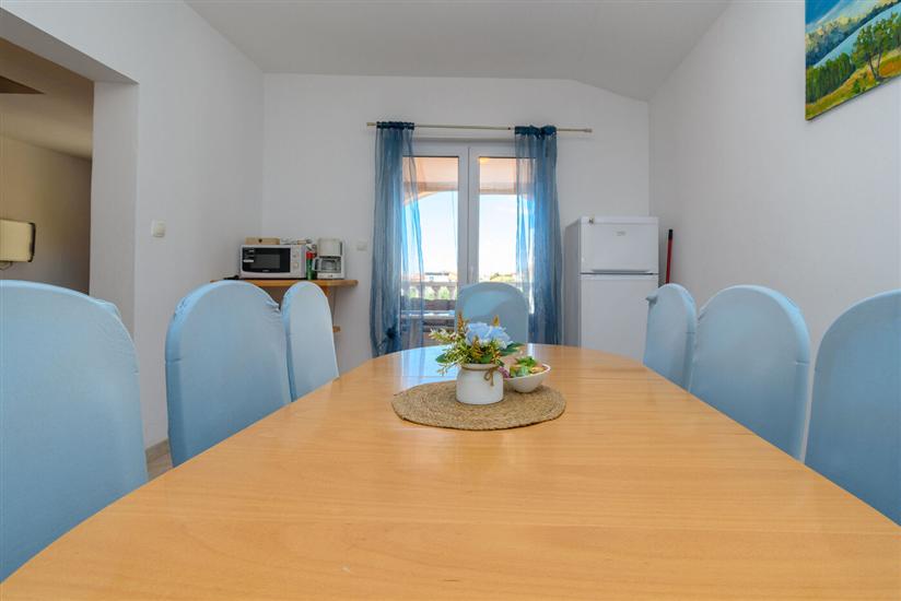 Apartment A3, for 8 persons