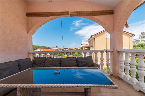 Apartment A3, for 8 persons