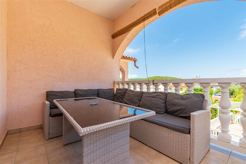 Apartment A3, for 8 persons