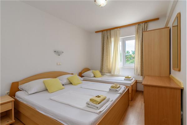 Apartment A3, for 8 persons