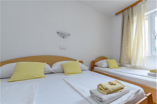 Apartment A3, for 8 persons
