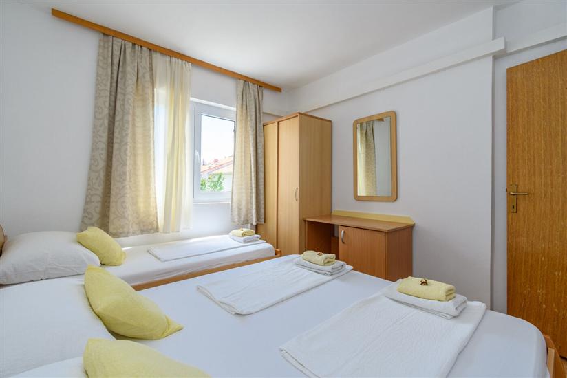 Apartment A3, for 8 persons