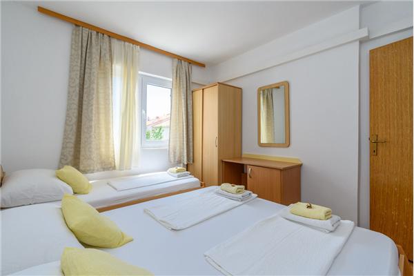 Apartment A3, for 8 persons