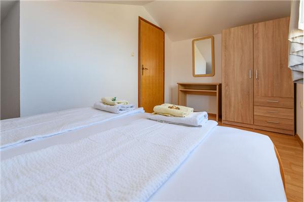 Apartment A3, for 8 persons