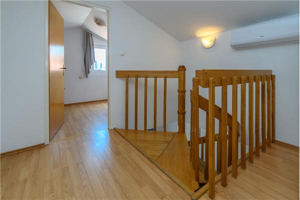 Apartment A3, for 8 persons