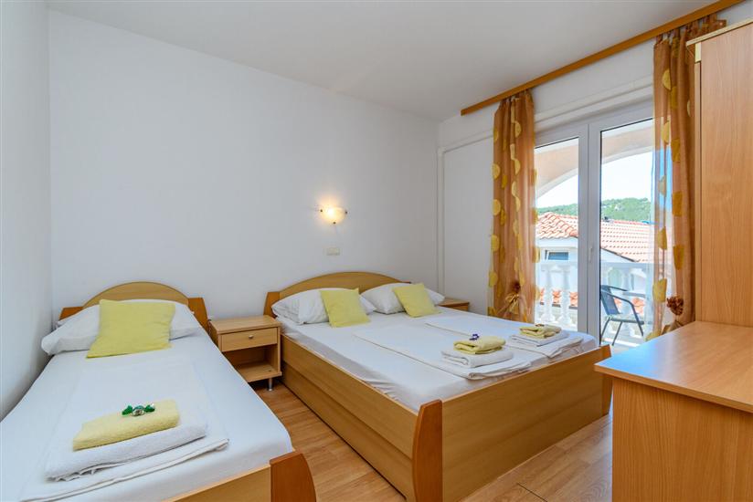 Apartment A4, for 6 persons