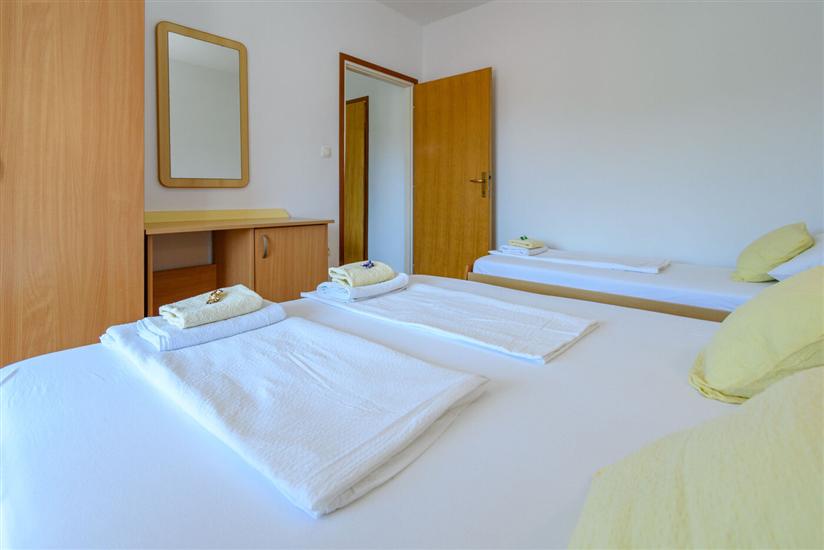 Apartment A4, for 6 persons