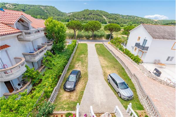 Apartment A4, for 6 persons