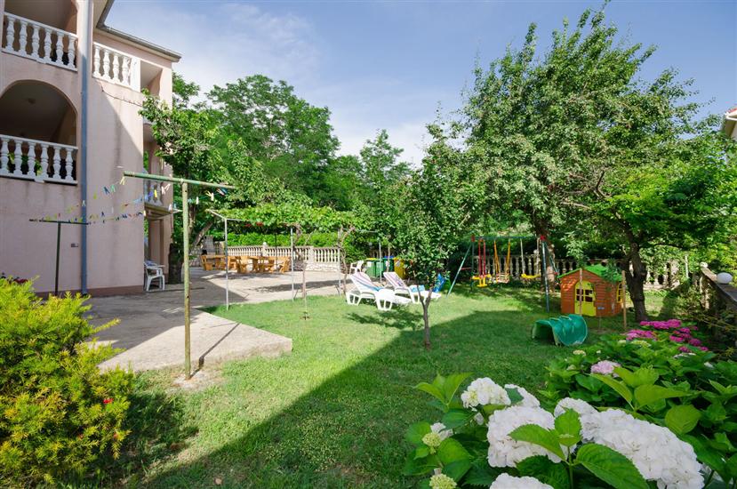 Szoba Borka