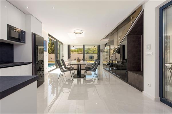 House K1, for 8 persons