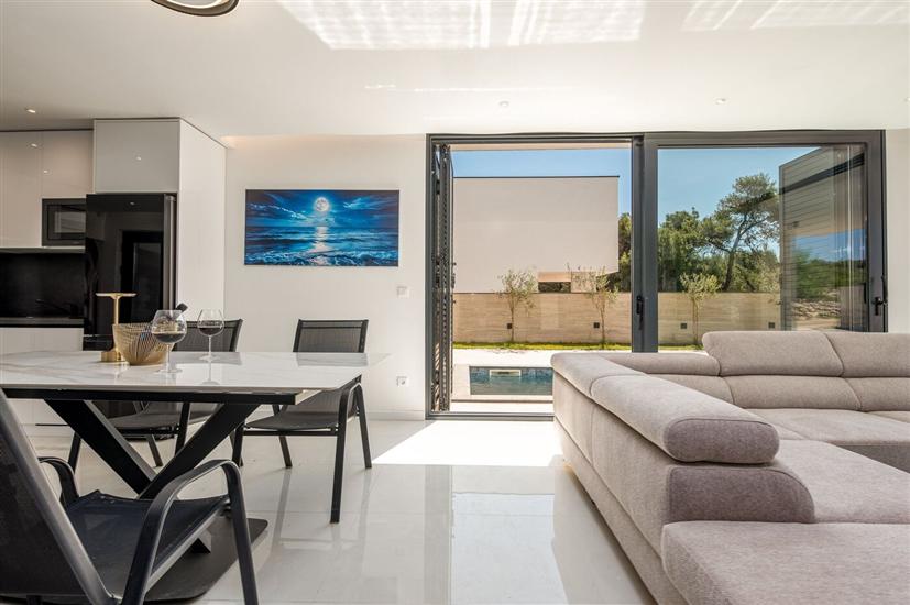 House K1, for 8 persons