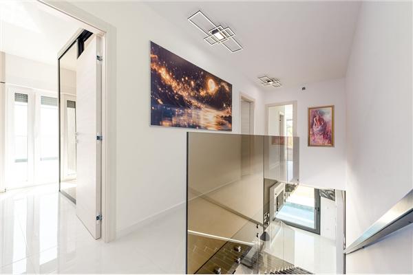 House K1, for 8 persons