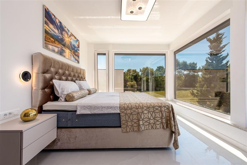 House K1, for 8 persons