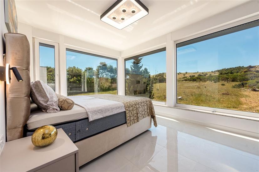 House K1, for 8 persons