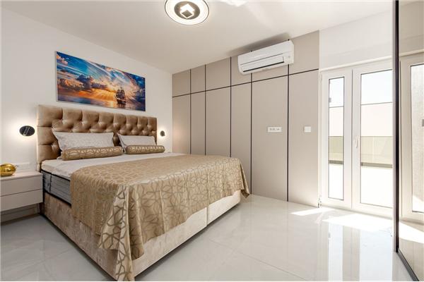House K1, for 8 persons