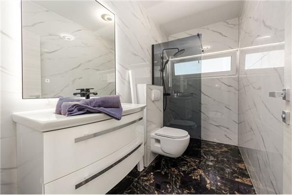 House K1, for 8 persons