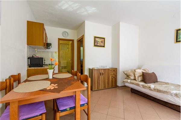 Apartment A1, for 3 persons