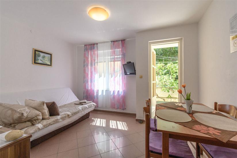 Apartment A1, for 3 persons