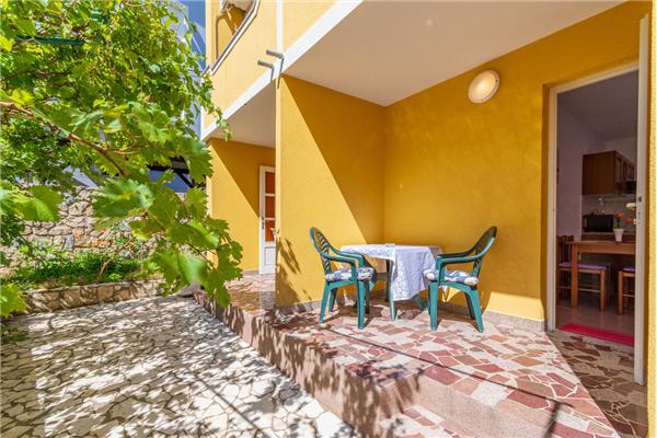 Apartment A1, for 3 persons