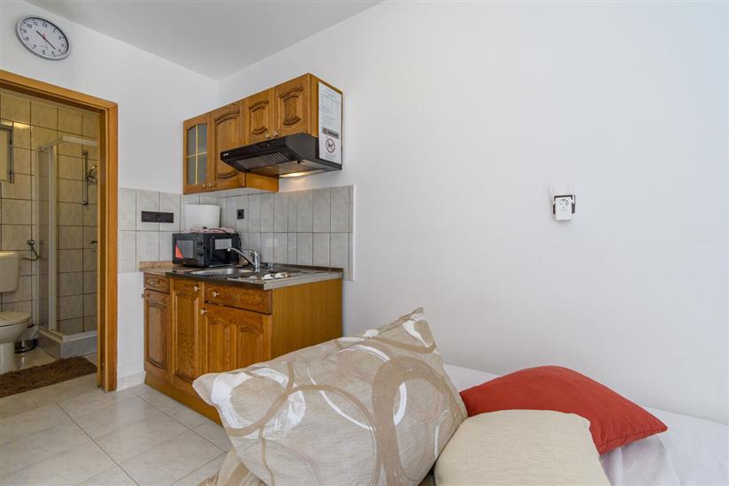 Apartment A2, for 3 persons