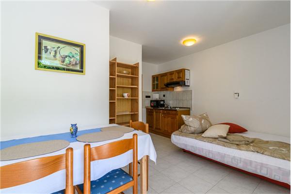 Apartment A2, for 3 persons