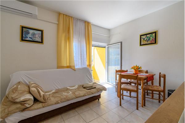 Apartment A4, for 3 persons