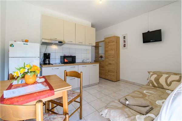 Apartment A4, for 3 persons