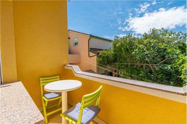 Apartment A4, for 3 persons