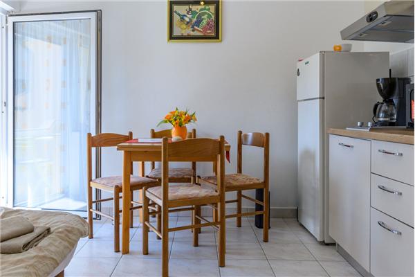 Apartment A4, for 3 persons
