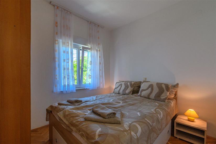 Apartment A4, for 3 persons