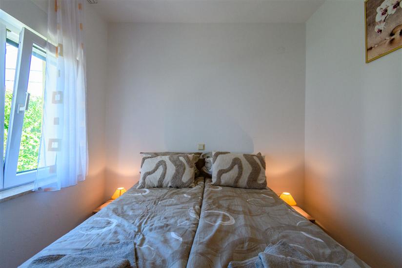 Apartment A4, for 3 persons