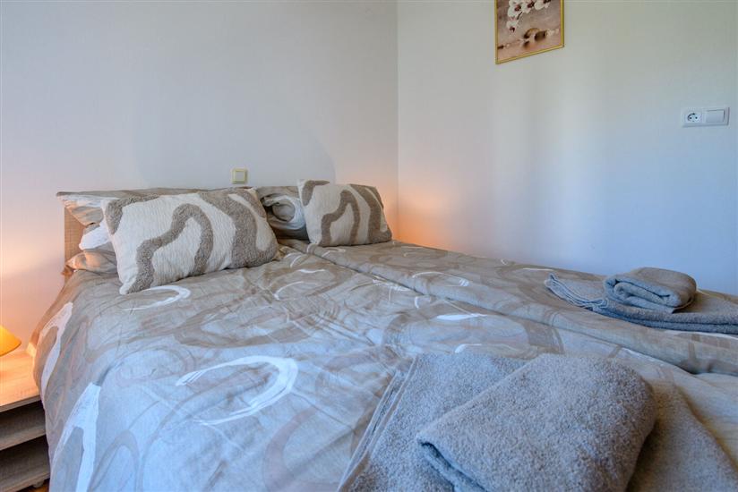 Apartment A4, for 3 persons
