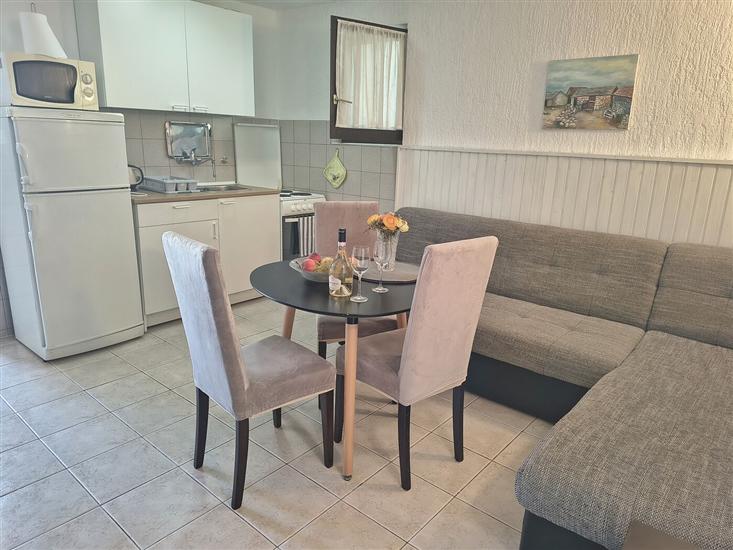 Apartment A1, for 4 persons